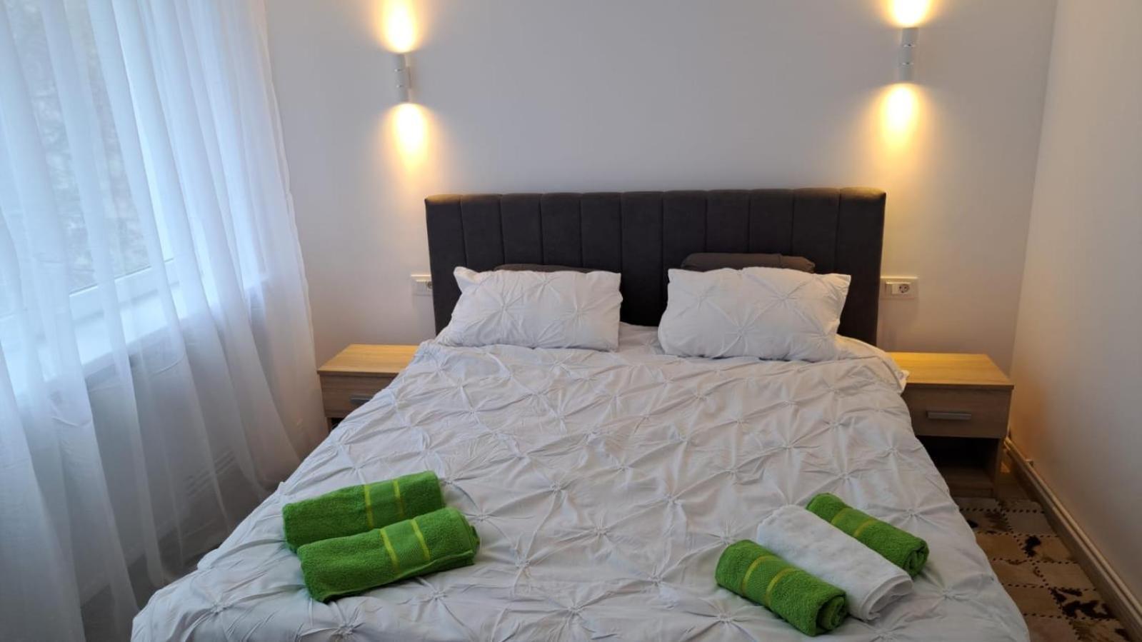 Apartament Kitty Centrul Istoric Craiova Exterior foto